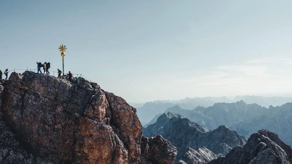 Abholung in München: 2-Tage-Wanderung zur Zugspitze über die Knorrhütte